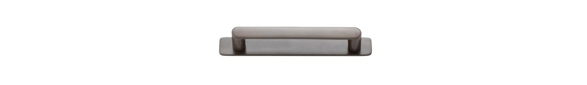 Iver Osaka Cabinet Pull with Backplate - Signature Brass - CTC 128mm (20951B)