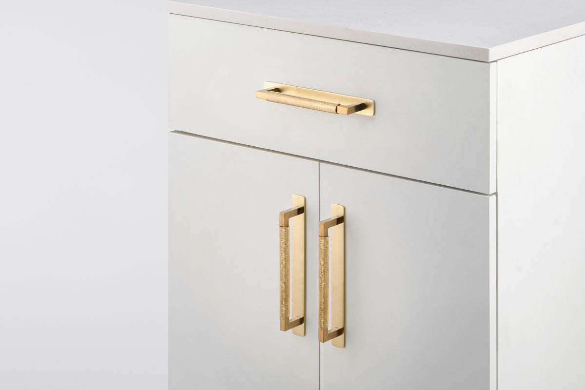 Iver Brunswick Cabinet Pull with Backplate - gallery 1