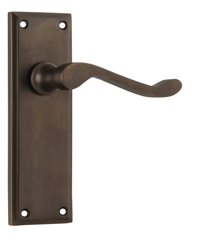 Tradco Camden Passage Lever, Antique Brass