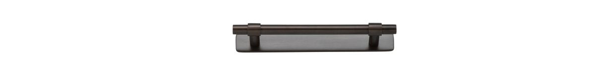 Iver Helsinki Cabinet Pull with Backplate - Signature Brass - CTC 128mm (21001B)